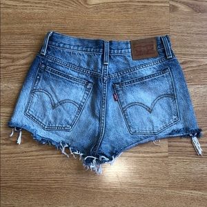 Levi’s Wedgie Fit Shorts